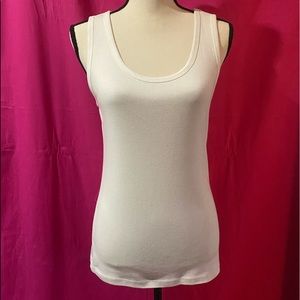 🎽Tank top White St. John’s Bay Medium